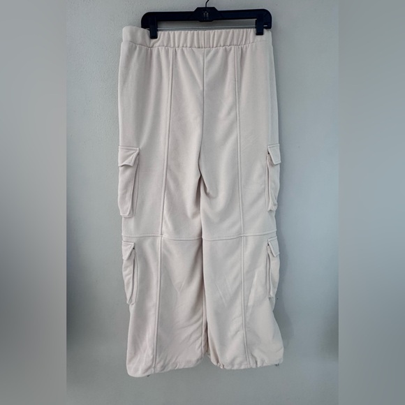 Lazy Sunday size XL Wide Leg Cargo Sweatpants - Cream - Picture 2 of 6